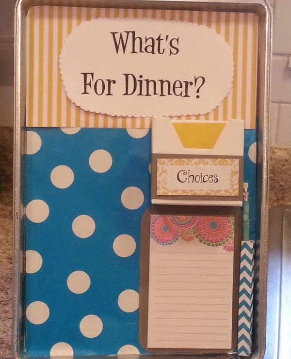 Magnetic Menu Board!! Easy craft to do and so useful!!