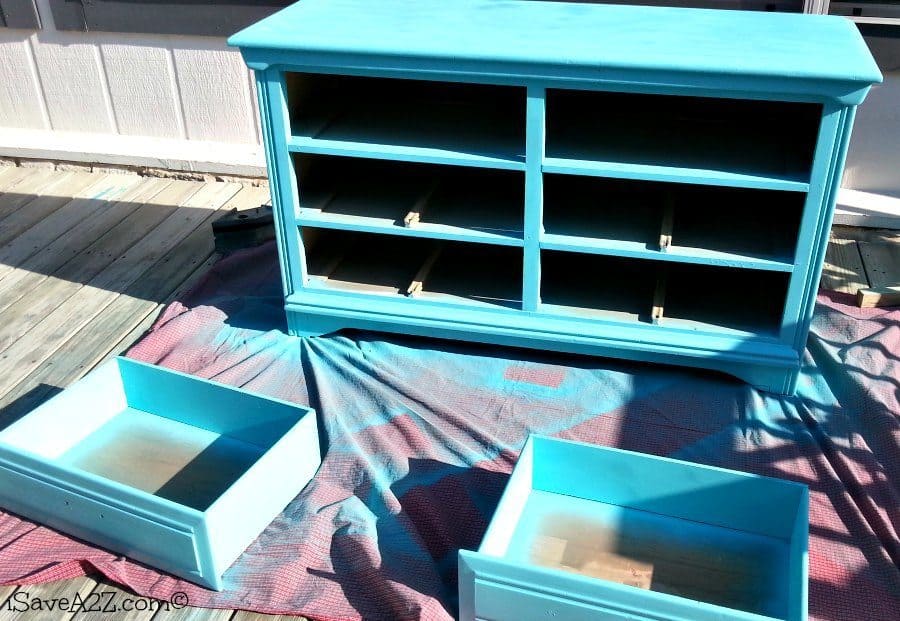 re-purposed drawers into shelves