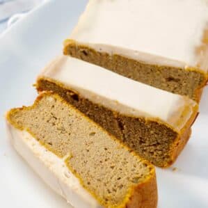 This keto pumpkin bread recipe is full of warm fall spices and delicious pumpkin flavors. You won't be able to hold yourself back with just one piece!