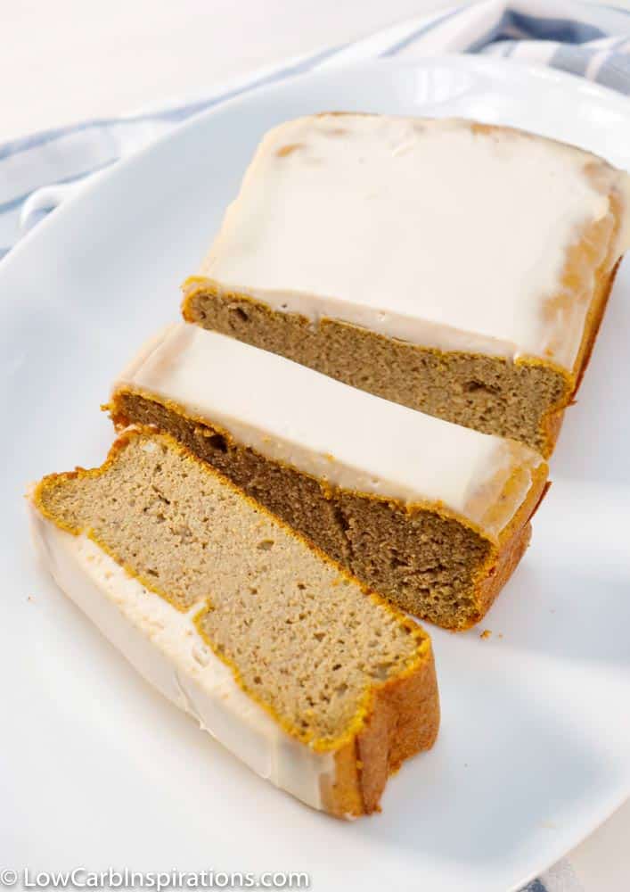 This keto pumpkin bread recipe is full of warm fall spices and delicious pumpkin flavors. You won't be able to hold yourself back with just one piece!
