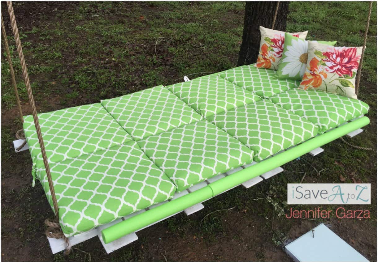DIY Pallet Board Bed Swing