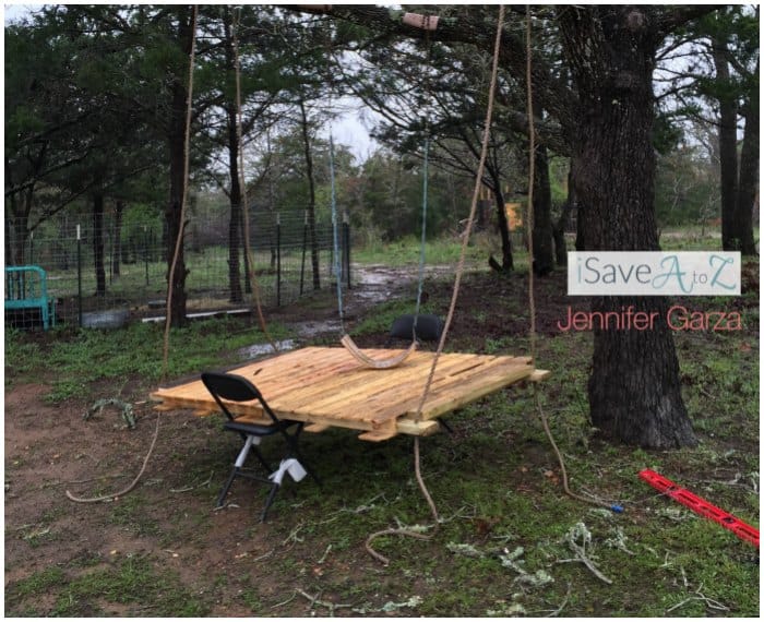 DIY Pallet Board Bed Swing