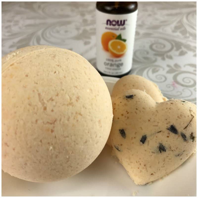 Homemade Fizzy Bath Bombs