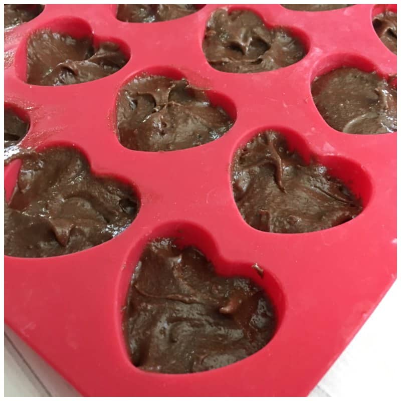 Sweetheart Brownie Bites 