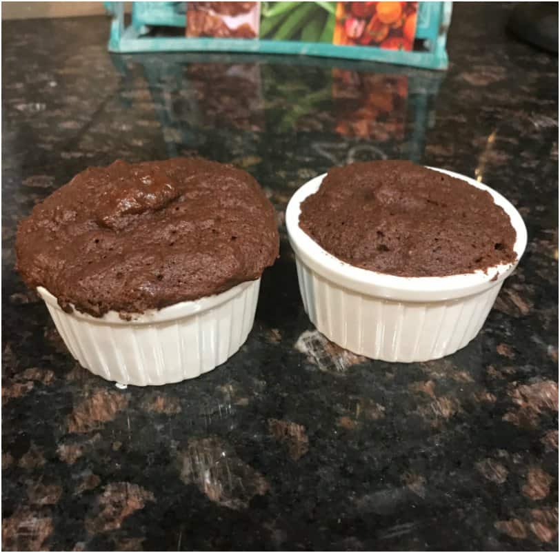 One Minute Keto Chocolate Mug Cake (a keto friendly dessert recipe)