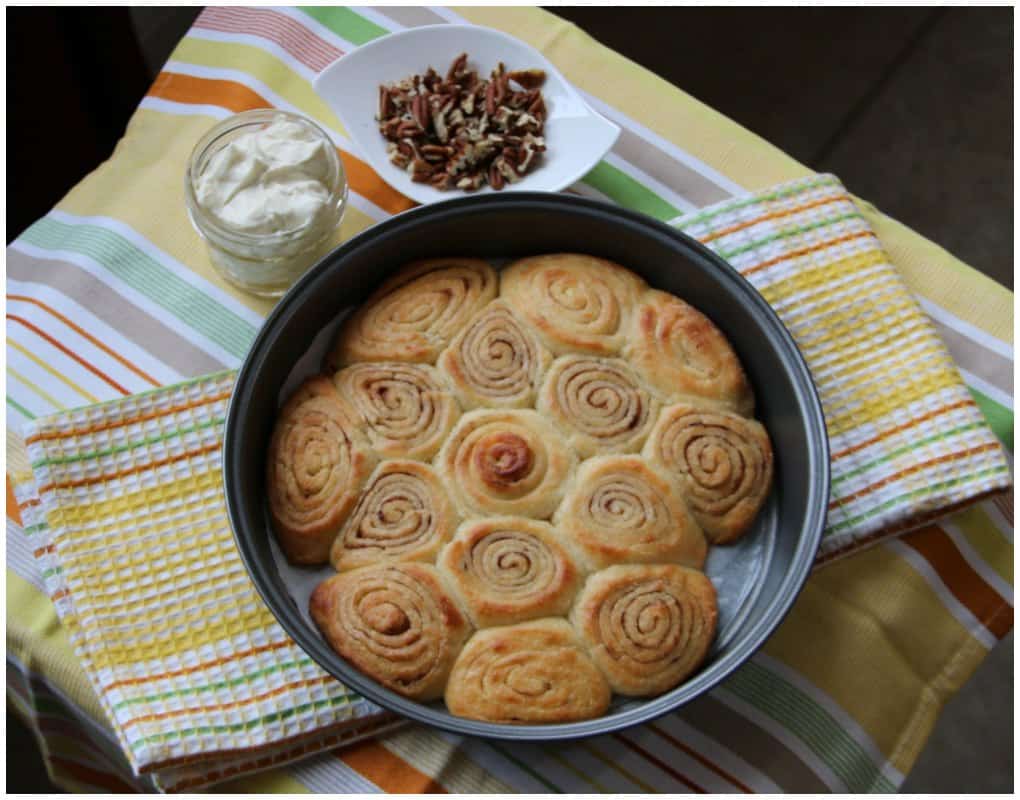 Keto Cinnamon Rolls Recipe - Low Carb and Made with Cream Cheese Frosting