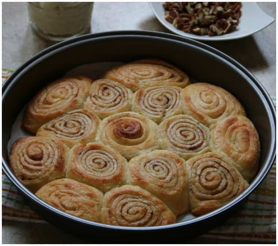 Keto Cinnamon Rolls Recipe - Low Carb and Made with Cream Cheese Frosting