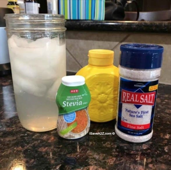 If you are on the keto diet and suffer from headaches, try this homemade electrolyte drink recipe! When I was getting started on the ketogenic diet, it helped me so much!