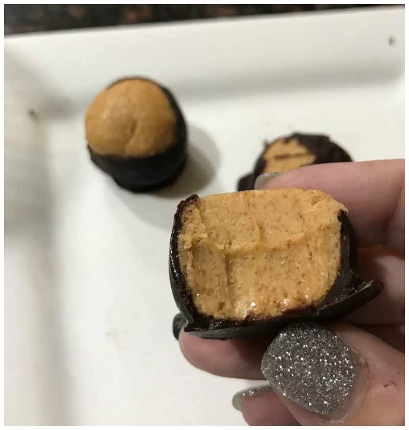 Keto Buckeyes Chocolate and Peanut Butter Balls Recipe