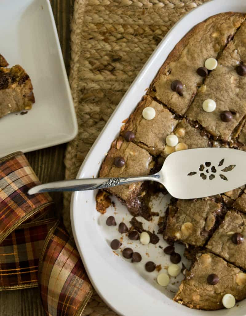 Double Chocolate Chip Cookies Bar Recipe