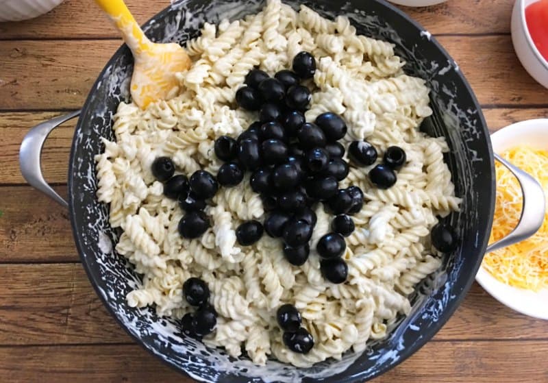 Bacon Ranch Pasta Salad