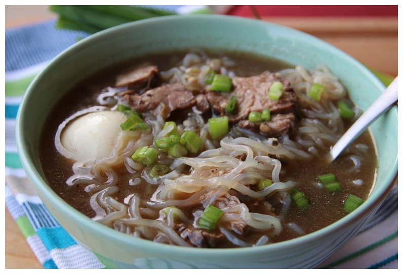 Receta de sopa Pho baja en carbohidratos