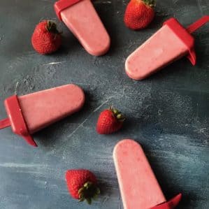 Creamy Strawberry Keto Popsicles Recipe