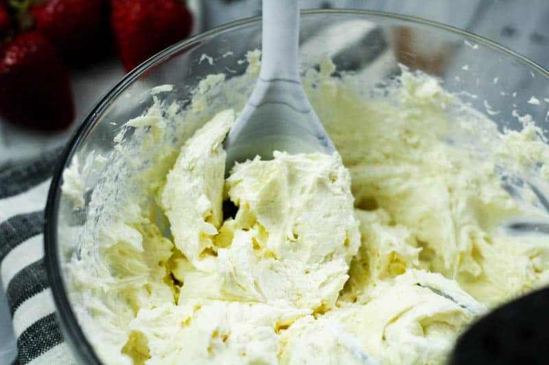 cream cheese filling mixture