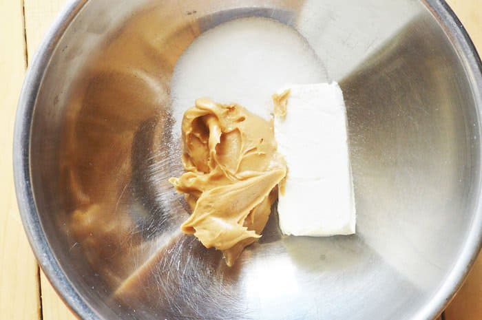 Keto Peanut Butter Fat Bombs Recipe